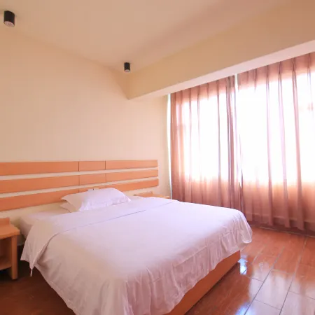 Longwenhua Express Hotel