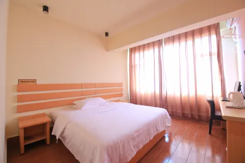 Longwenhua Express Hotel - pet friendly