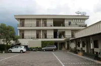 C3 Hotel Ungaran Hotel dekat Kayangan Tebing Alfath