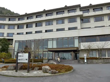 Kyukamura Ohmi-Hachiman Отели рядом с достопримечательностью «Chomeiji Temple»