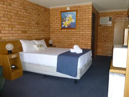 Royal Palms Motor Inn Отели в г. Кофс-Харбор