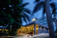 Istana Nelayan Hotel & Convention Hotels near Tangerang Live Room