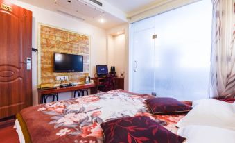 Kangding Yisiyi Business Hotel