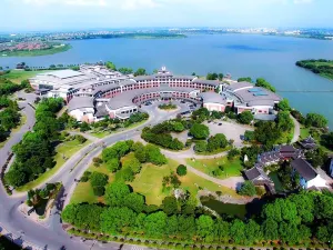 Tongli Lake View Hotel