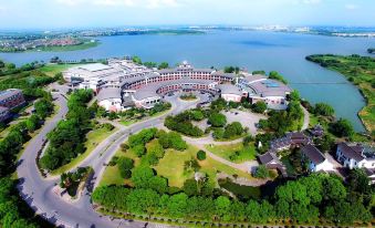 Tongli Lake View Hotel