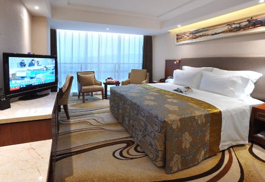 Shandong News Hotel (Quancheng Square Daming Lake Branch) Hotel Overview