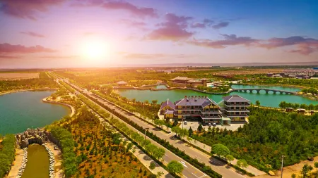 Guazhou Shuixie Scenic Hotel (Zhangzhi Park Xuanzang Journey Museum) Отели в г. Гуачжоу