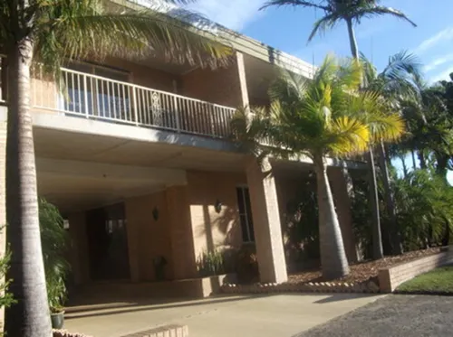 Huskisson Bayside Resort Hotels in Woollamia