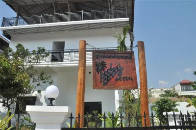 Pool Party Hostel