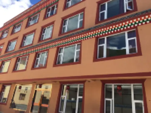 Songpan Xinhao Times Hotel Hotels near Five-Color Pond