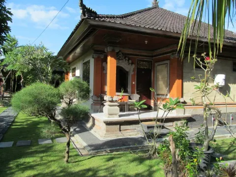 阿貢迪塔厄寧酒店