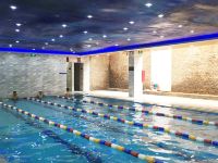 威海国际商务大厦 - 室内游泳池