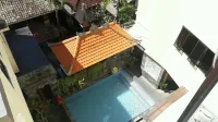 Suardana Inn's - pantai