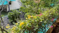 Febri's Hotel & Spa - parking