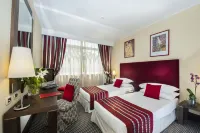 Cardinal Hotel St. Peter - Kolam Renang