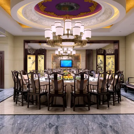 Jubao Holiday Hotel