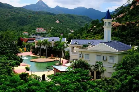 Gudou Hot Spring Villa Hotel Отели рядом с достопримечательностью «Gudou Hot Spring Tourist Resort»