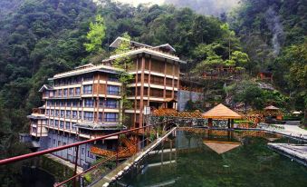 Longsheng Hot Spring Resort