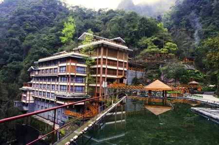 Longsheng Hot Spring Resort