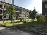 Liangdang International Grand Hotel Hôtels à : Liangdang