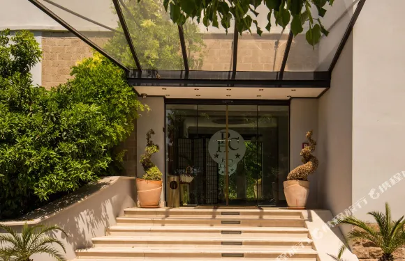 賽爾瓦拉公園酒店