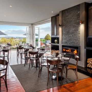 Hilton Lake Taupo Отели в г. Таупо