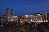 Yake Town Holiday Hotel Hotels near Changchun Railway Station