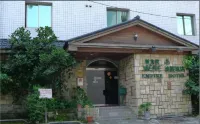 Empire Hotel Hotel in zona Jhao Ming Jing Temple