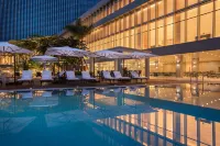 Lotte Hotel Yangon - Pools