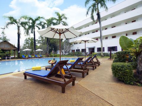 Centara Life Hotel Mae Sot