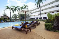 โรงแรมเซ็นทาราไลฟ์แม่สอด - ที่มีสระว่ายน้ำ