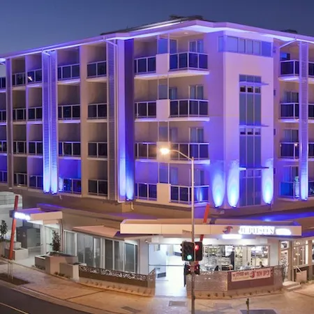 Jephson Hotel & Apartments