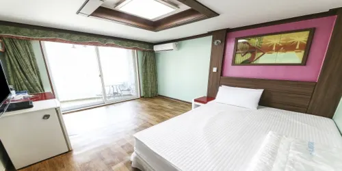 Badaga Motel Yangyang - Pensions
