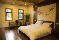 Linzhongge Hostel