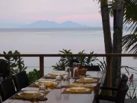 Island View Beachfront Resort Hotels in Anda