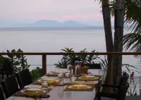 Island View Beachfront Resort