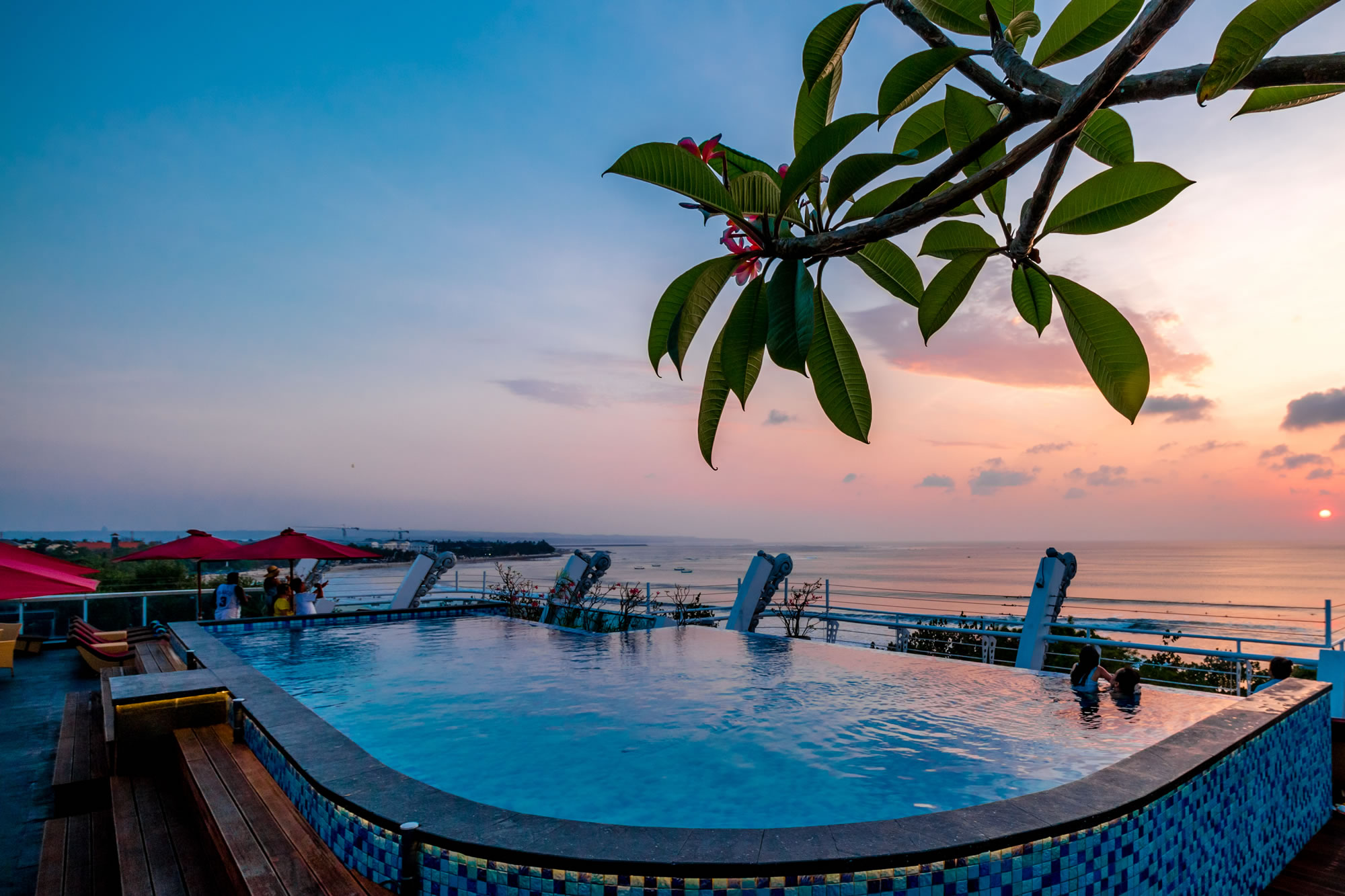 Kutabex Beach Front Hotel Bali