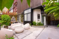 Longshan building in Xiamen Hotels near Hulishan Fortress