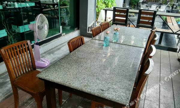 Bakeroom Hostel