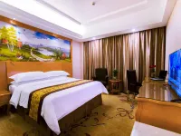 Vienna Hotel (Shanghai Pudong Airport Nanzhu Road) Hotel in zona Bashi Nanhui Long-distance Terminal