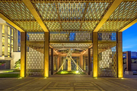 Dong'a Ajiao Culture Hotel Отели рядом с достопримечательностью «Dong'a Yaowang Mountain»