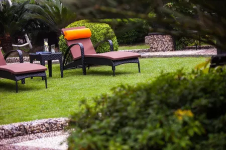 Renaissance Shanghai Pudong Hotel Отели рядом с достопримечательностью «Ziwei Park (North Gate)»