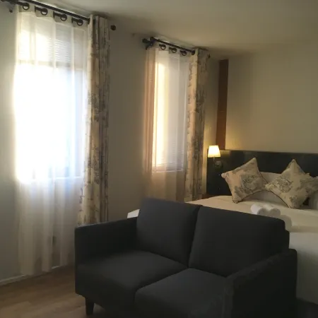 Hotel Noir Отели рядом с достопримечательностью «Мон Ном Сод»