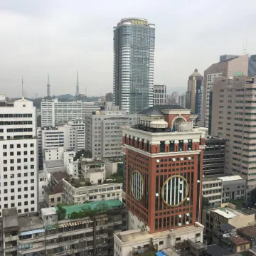 Green lemon tree International Apartment