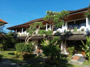 峇裡島維拉薩納飯店