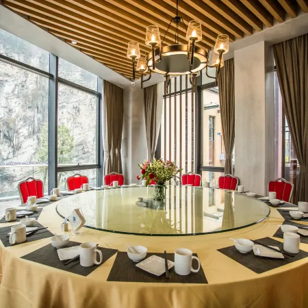 Zhangjiajie Roadsun Resort Hotel