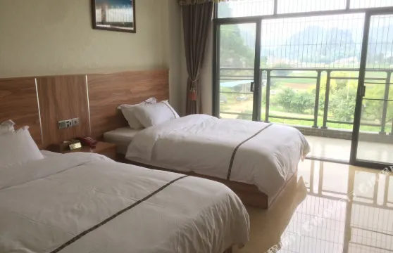 英德九龍鎮龍逸灣賓館