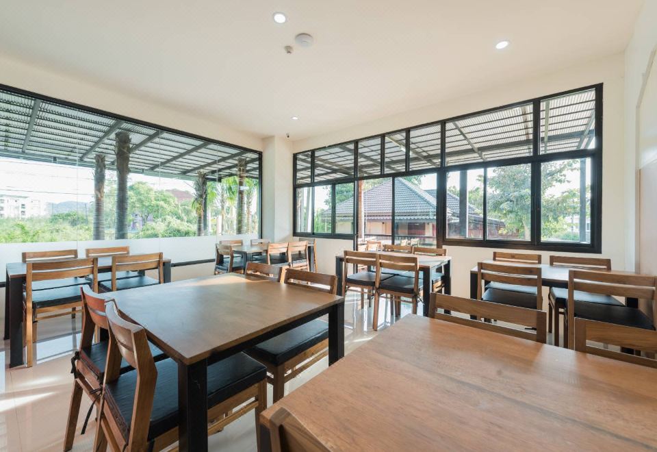 3. 앳 원 호텔 치..