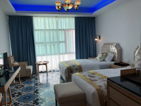 Hotel Hilal Отели рядом с достопримечательностью «Таман Тасайк Сайберджая / Сайберджая Лейк Гарденс»