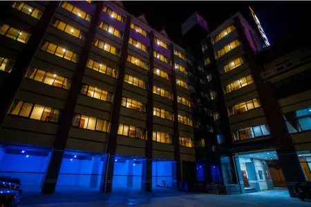 Hai Lan Hotel Отели рядом с достопримечательностью «Mifengyan Viewing Point»